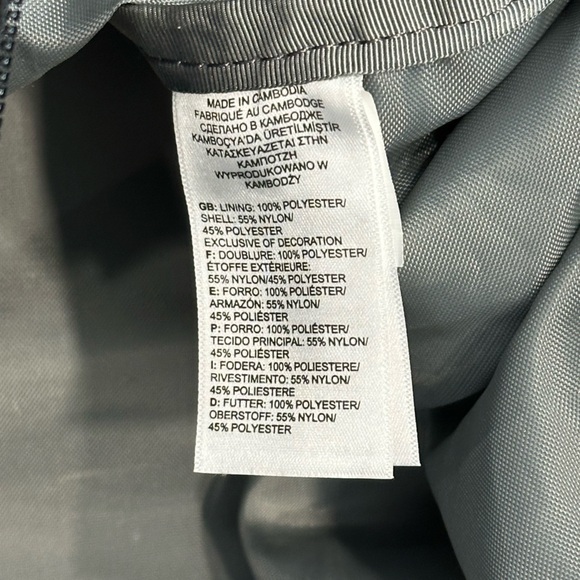 The North Face Apex Gym Duffle in Monster Blue/Black with Embroidered Logo - Picture 8 of 9